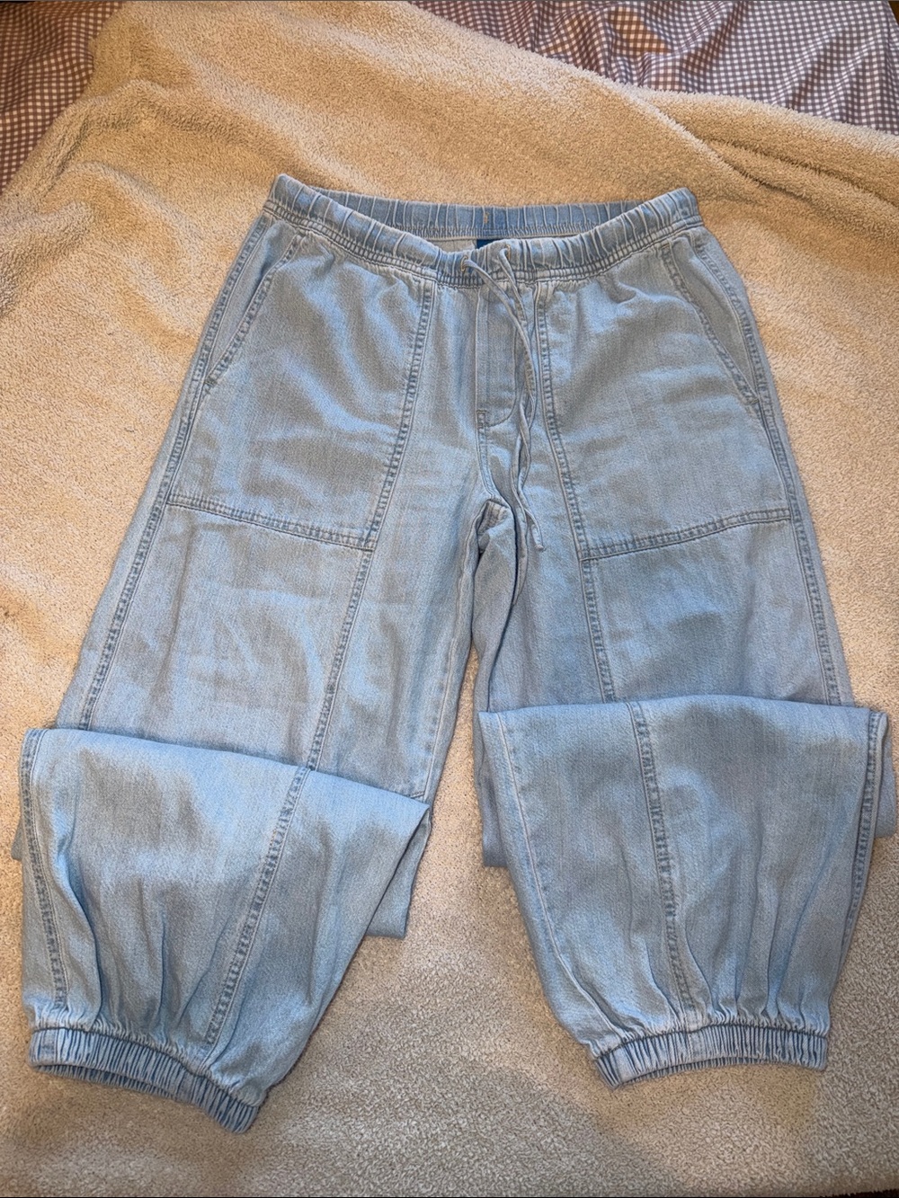 Old Navy Light Blue Balloon Jogger Jeans